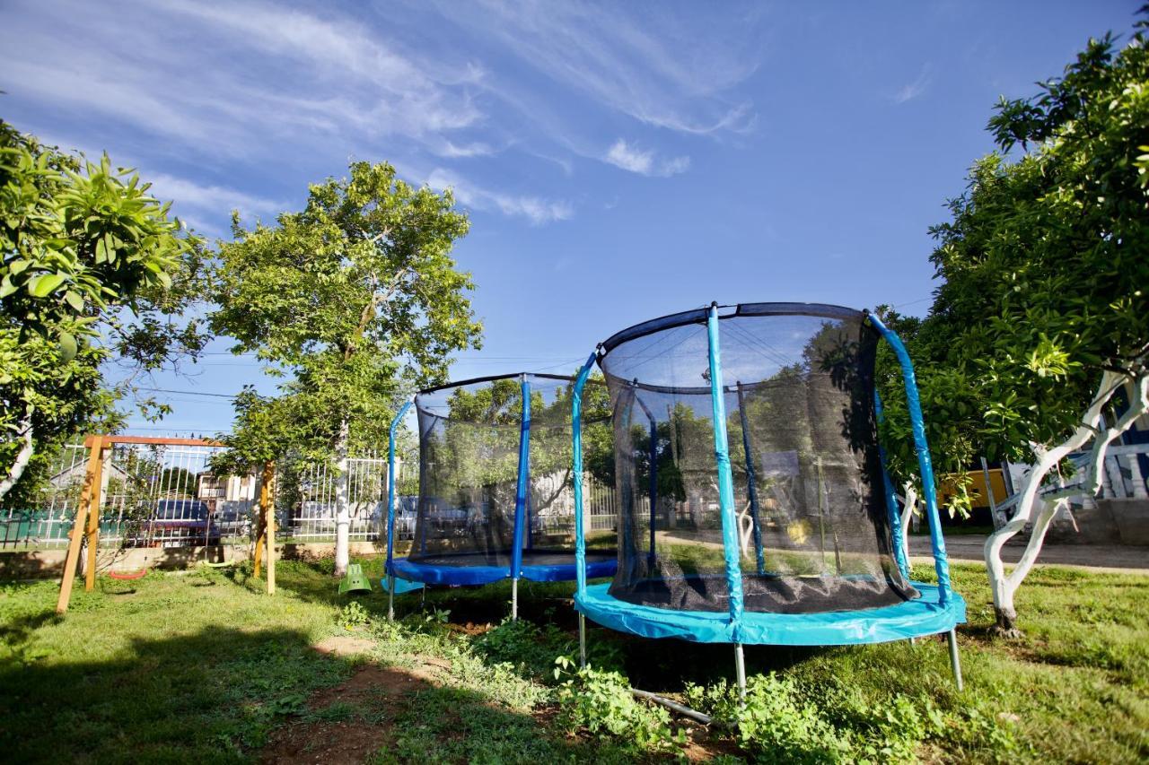Family Resort Bambora Gudauta Eksteriør billede